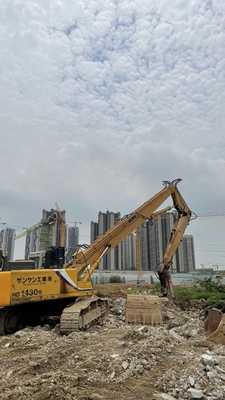 el alto auge de la demolición del alcance de 30 toneladas en venta y él se diseña para manejar la demolición difícil de estructuras altas.