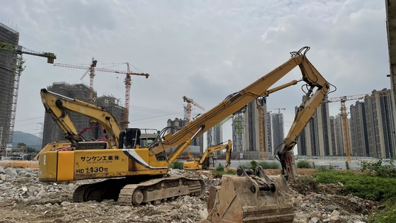 Boom de demolición de gran alcance de excavadora de 30 toneladas para la demolición de edificios con control de calidad y Q355/Q690/HG785/WELDOX/STRENX