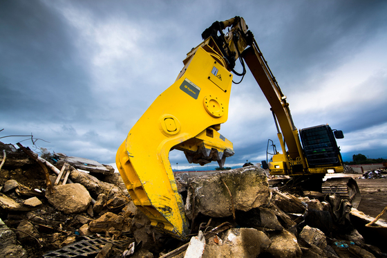 China Precio de fábrica Excavadora Acoplamiento Excavadora hidráulica Cisa de desecho para la demolición Triturador de hormigón